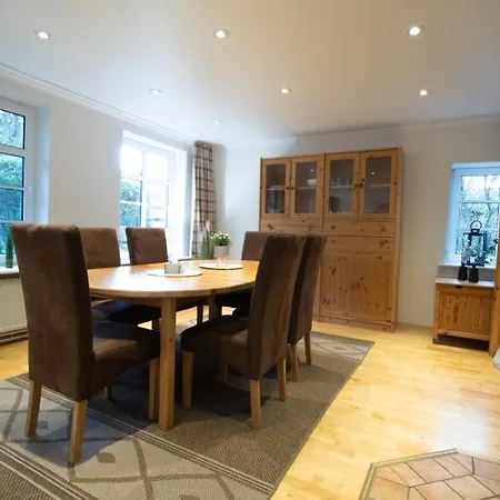 펜션 Seestern - Familienfreundliches Fuer 5 Personen Mit Sauna Und Garten. Hunde Willkommen! *