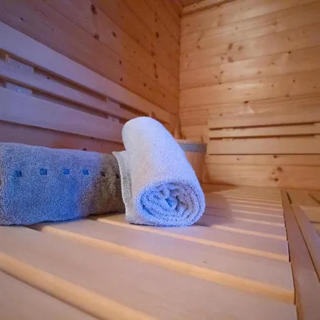 Seestern - Familienfreundliches Fuer 5 Personen Mit Sauna Und Garten. Hunde Willkommen! 펜션 *