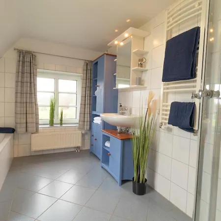 Seestern - Familienfreundliches Fuer 5 Personen Mit Sauna Und Garten. Hunde Willkommen! 다게불